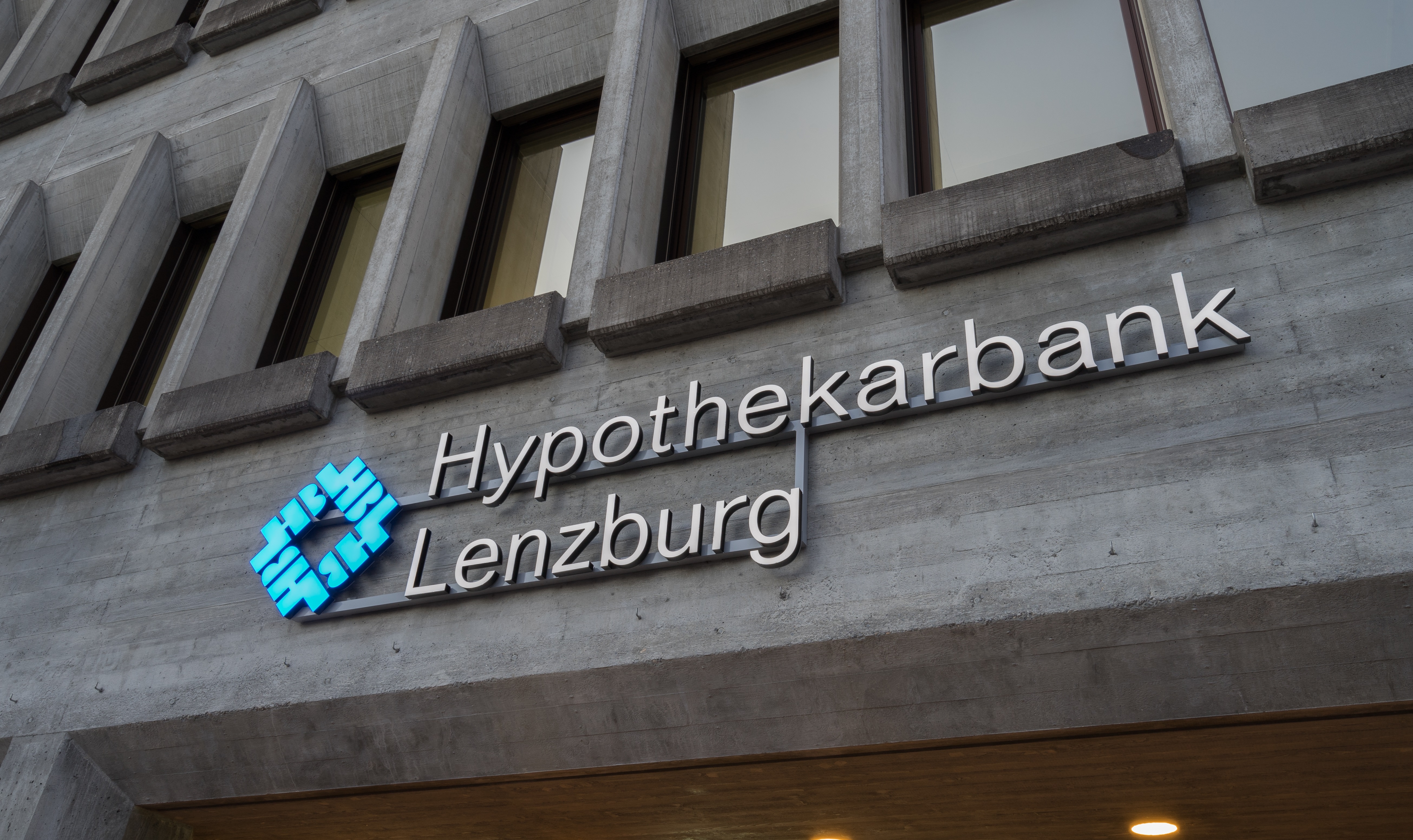 Bild & Logo - Hypothekarbank Lenzburg AG